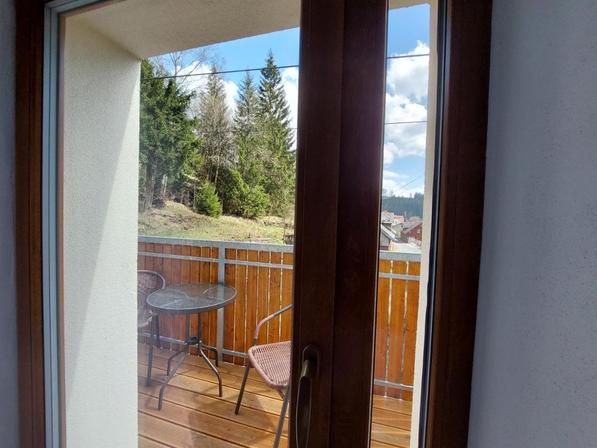 Rezidence Greenhill ⃰ ⃰ ⃰ Kraslice Oda fotoğraf